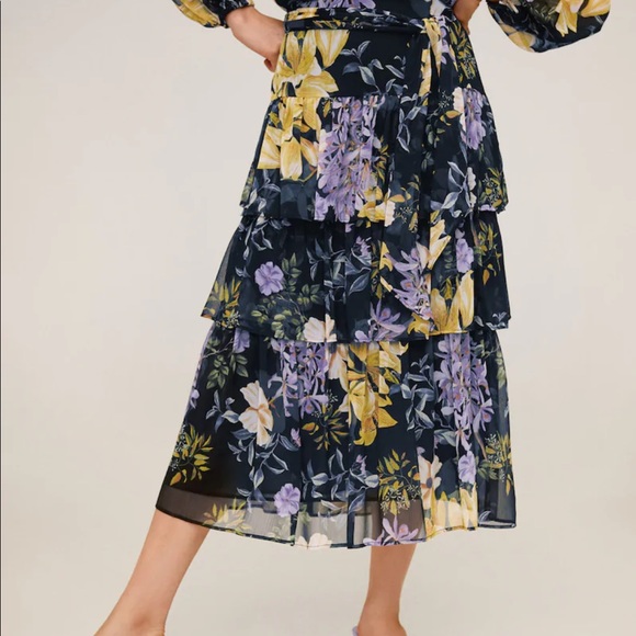 NWT Mango Flowy Floral Tiered printed skirt Midi Belted Chiffon Ruffle - Picture 4 of 12